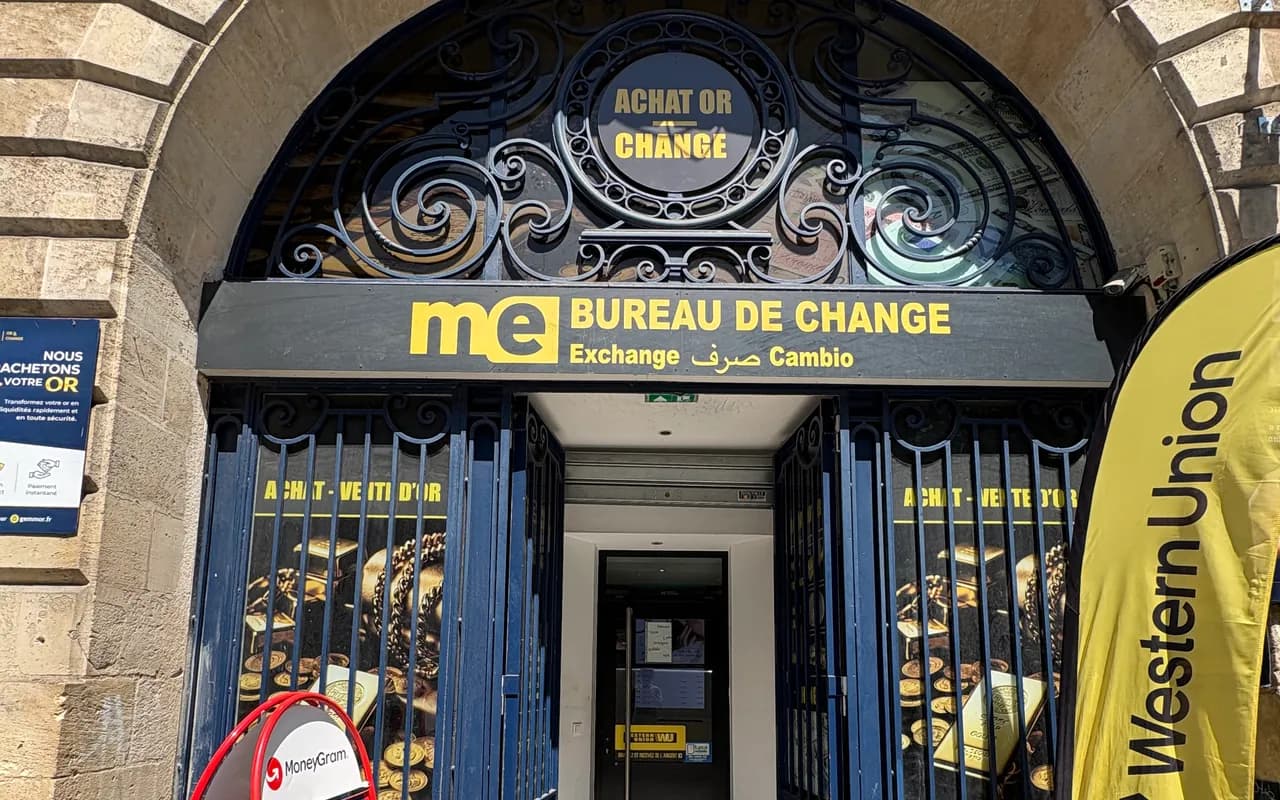 Devanture de l'agence Monex Or, 31 cours Victor Hugo à Bordeaux