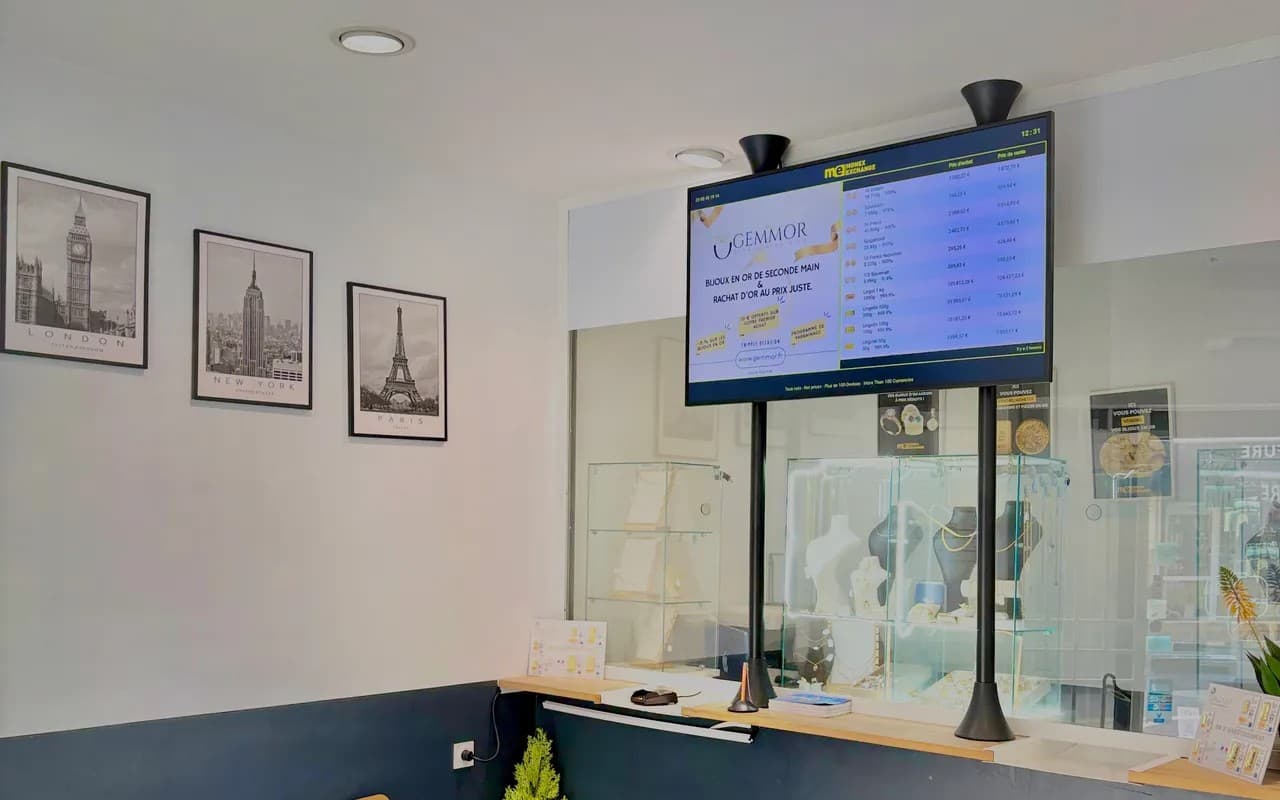 Intérieur de l'agence Monex Or de la place Gambetta